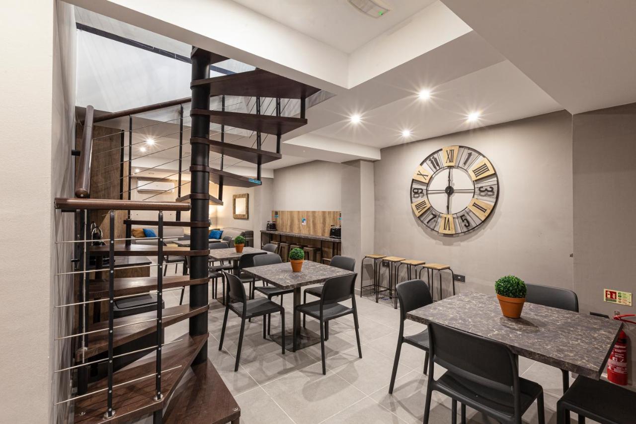 Charming,Comfortable And Centrally Located Group Accomodation Gżira Kültér fotó